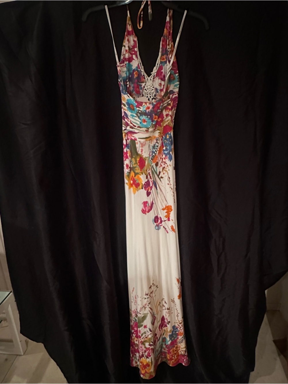 Sky Confetti Halter Maxi Dress with Multicolor Floral Print Large NWT - Picture 3 of 7